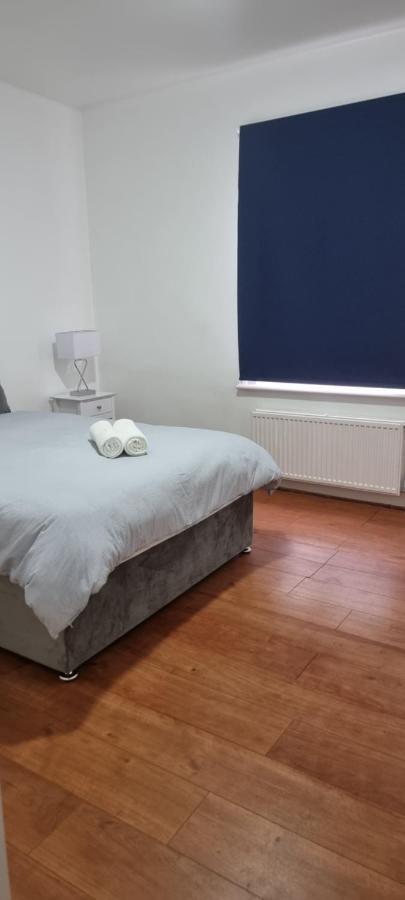 Cricklewood Broadway Guest Home Лондон Екстериор снимка